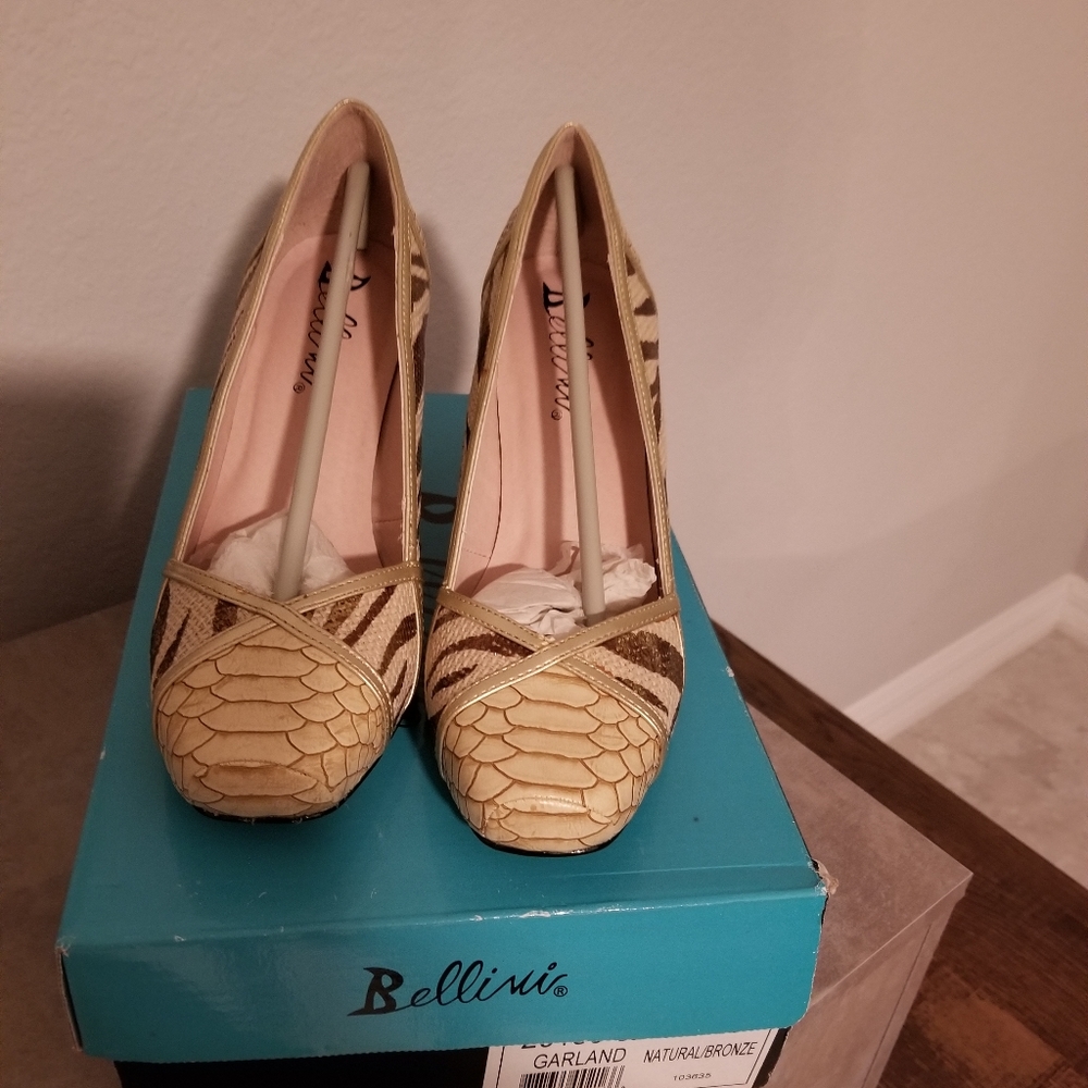 Bellini Garland Animal Print Vintage Pumps